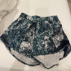 Lululemon Green Patterned Hotty Hot shorts